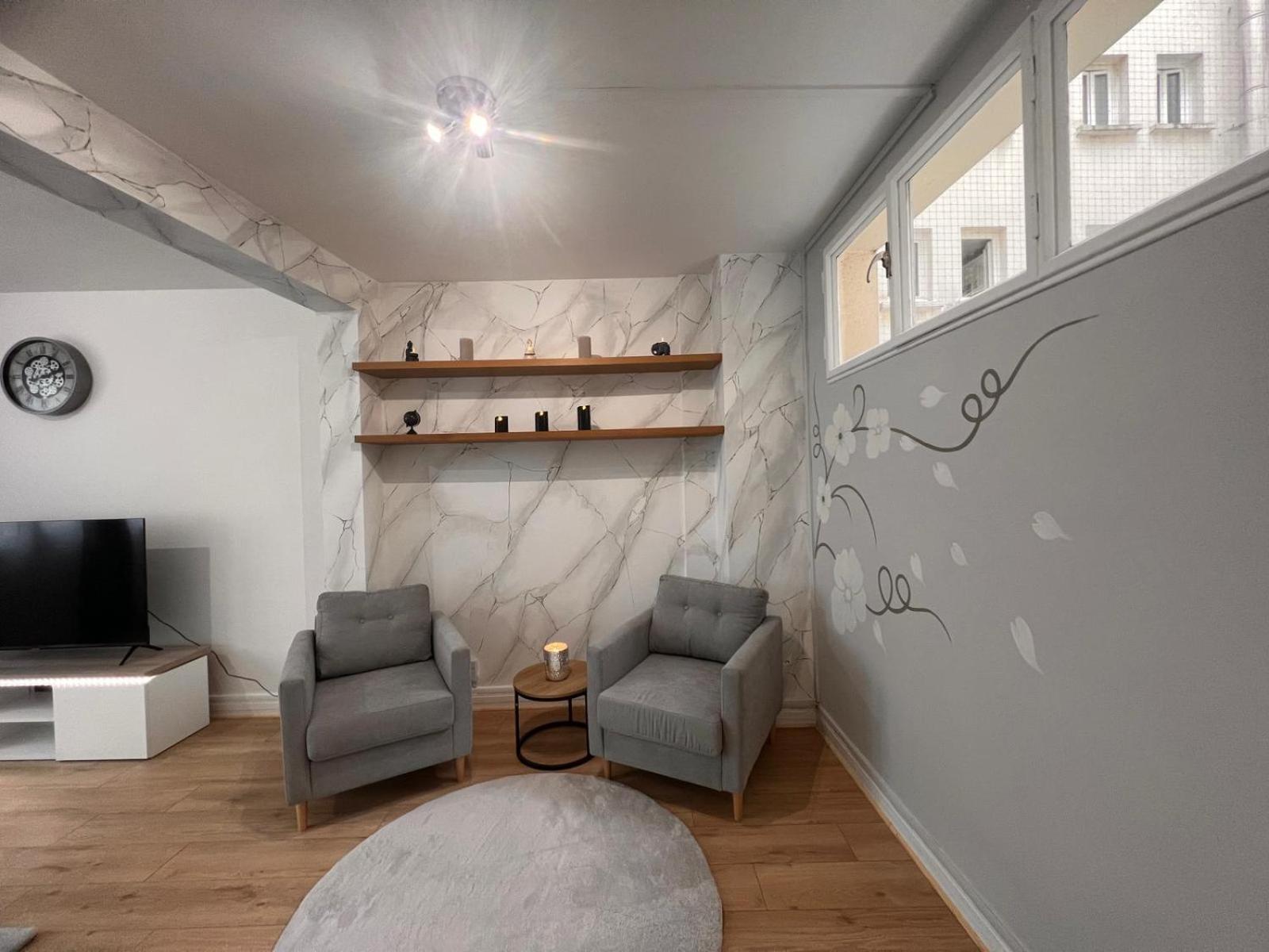 Appartement Paris Grenelle - Hala Parijs Buitenkant foto
