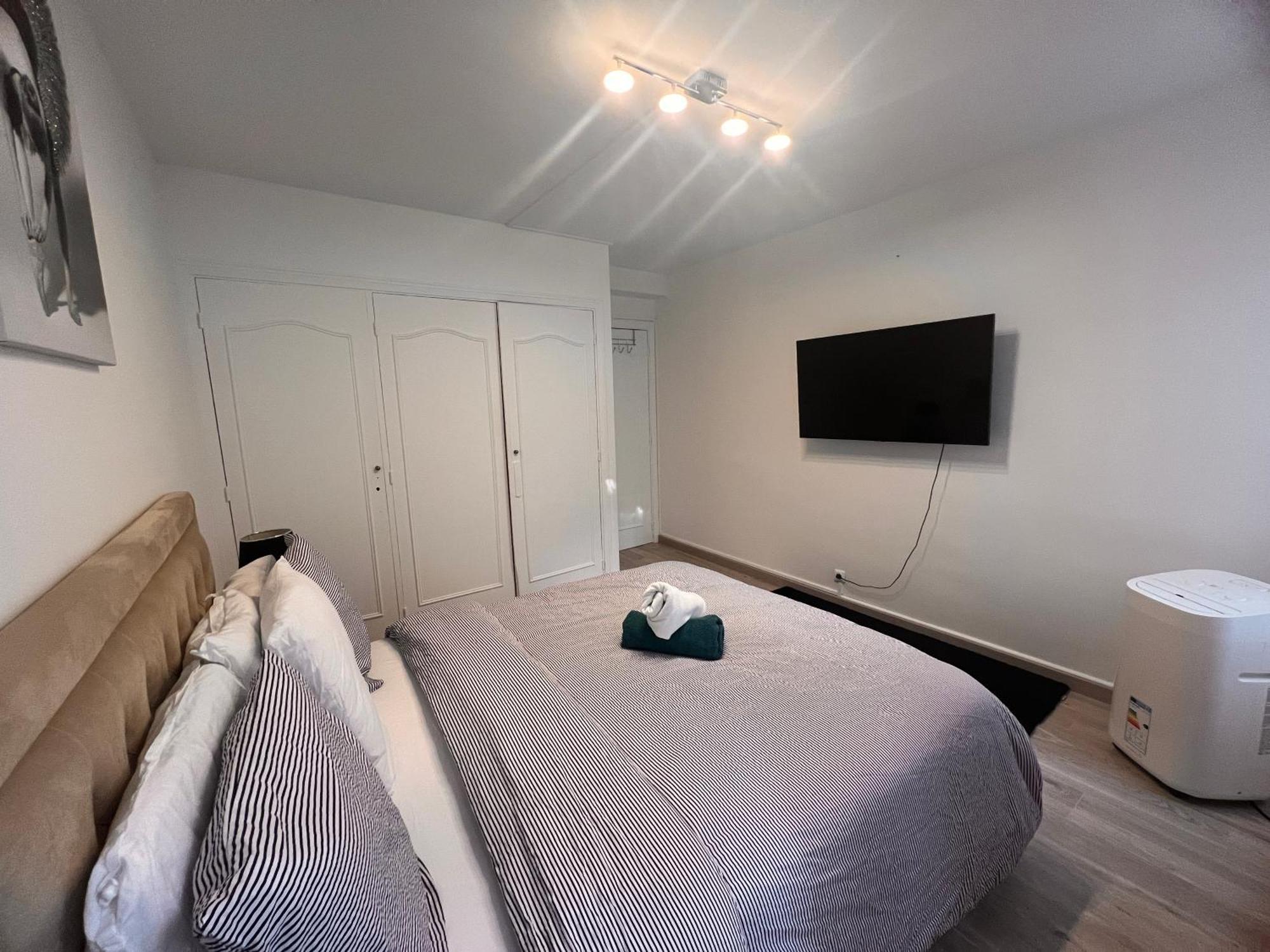 Appartement Paris Grenelle - Hala Parijs Buitenkant foto